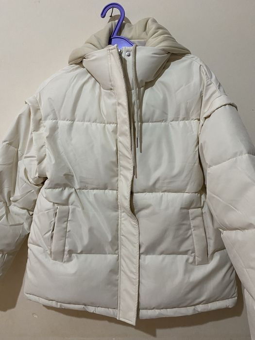 Безторг. Куртка  женская  продам  .