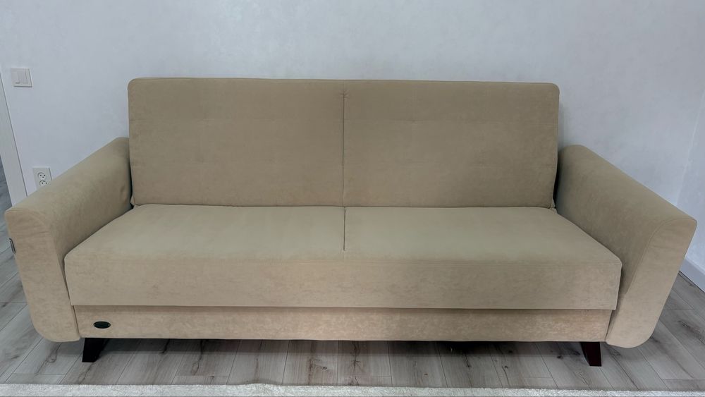 Продам диван в хорошем состояний, ортопедический