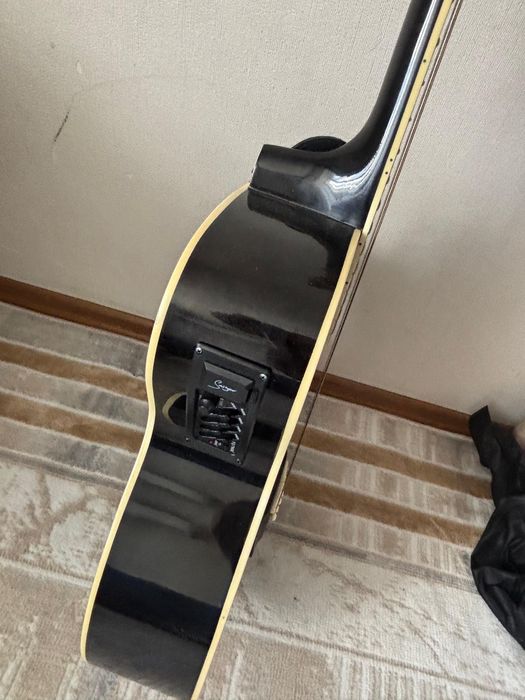 Продается гитара smiger, срочно продать нужно