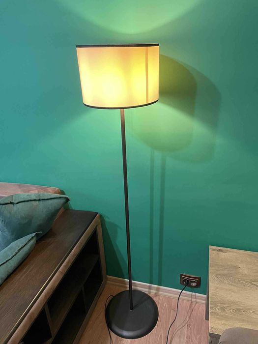 Подови лампи – модерен стил, отлични