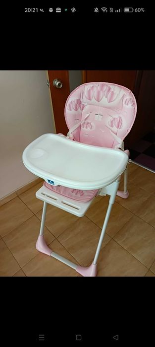 Страхотен бебешки стол за хранене