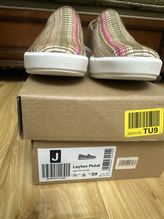 Продается обувь на весну отлично будет