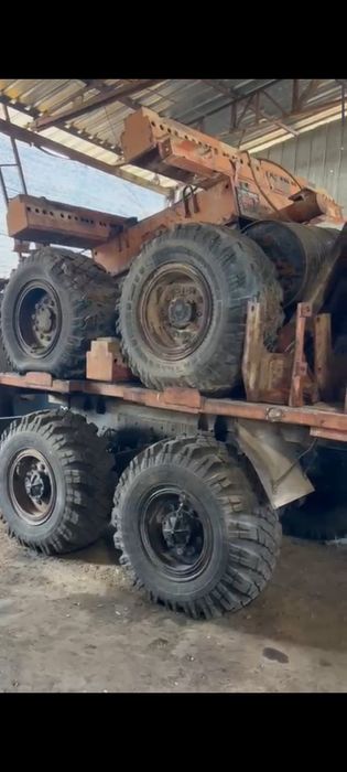 Продается Урал лесовоз