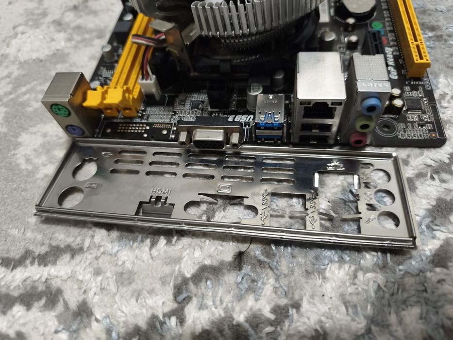 H81 + Core i5 4570 Bonus Kuler