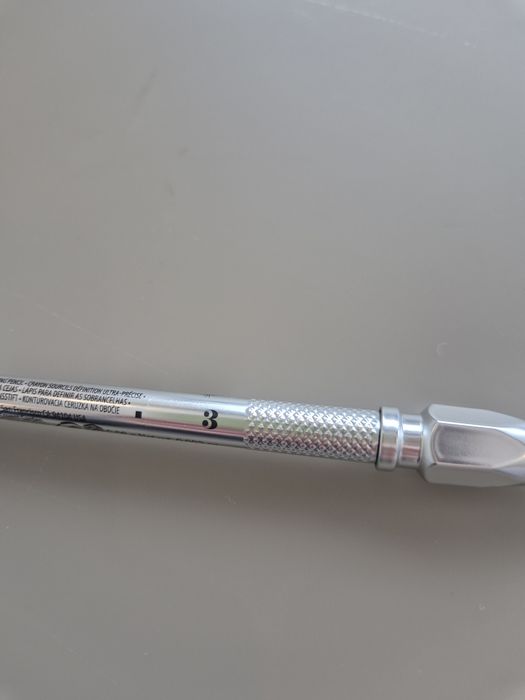 Benefit Precisely, My Brow Pencil creion sprancene nr. 3