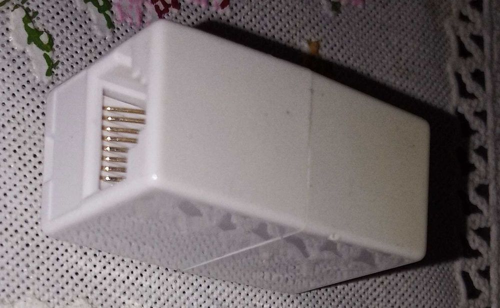 Ethernet адаптер-удлиннитель с доп/питанием.