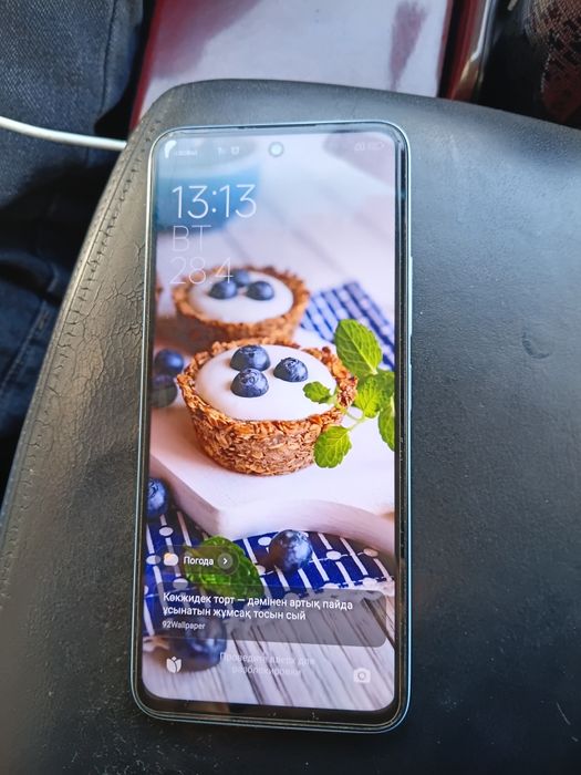Redmi 12 продаю.     .