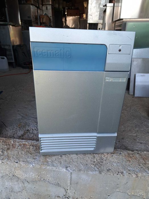 Професионален Ледогенератор Icematic Е.35