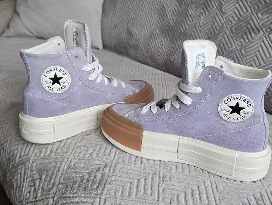 Conversе  велурени кецове