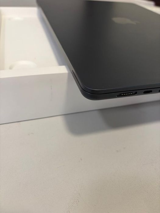 MacBook Air 15 m2 8/512