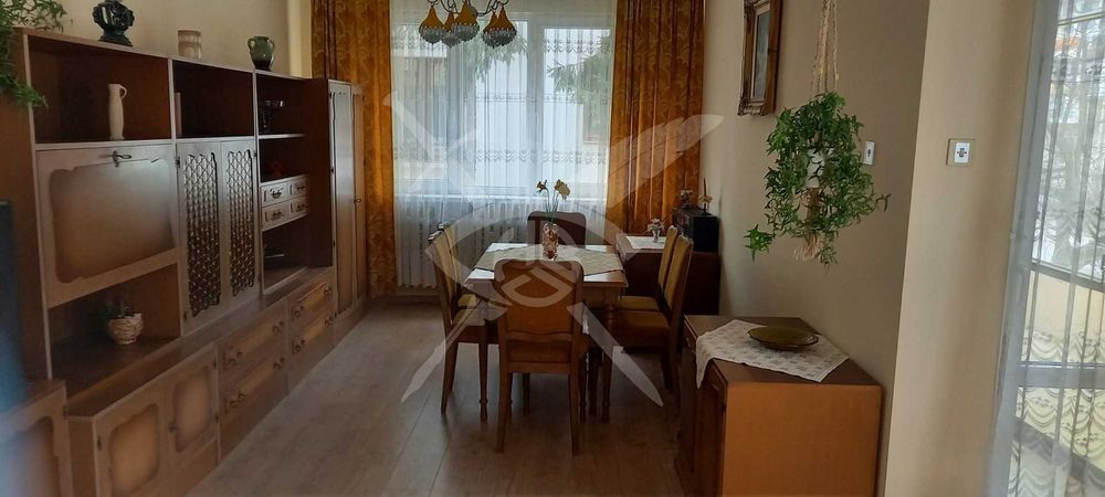 Дава се под наем Тристаен апартамент в София, Лозенец - 97 кв.м за 830 € - Снимка #2