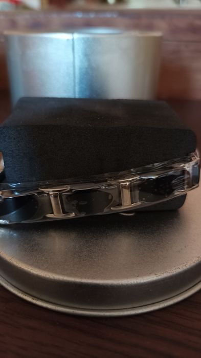 ТИТАНИЕВА  гривна  тиенс мъжка черна