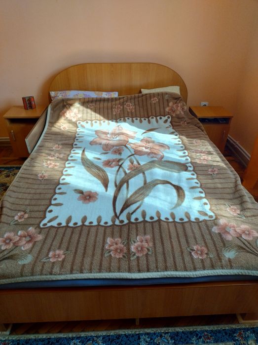 Vând mobila dormitor
