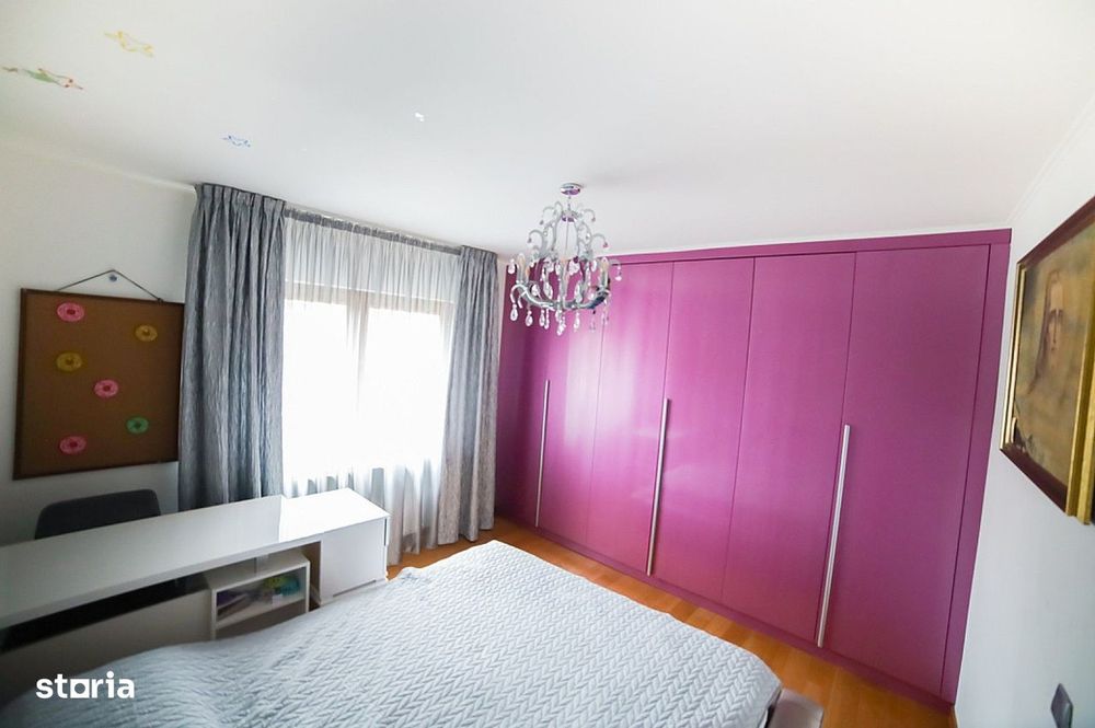 Scriitorilor, 2 camere decomandate, mobilat,  137000Euro