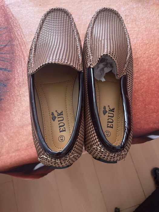 Vand mocasini adusi din Uk