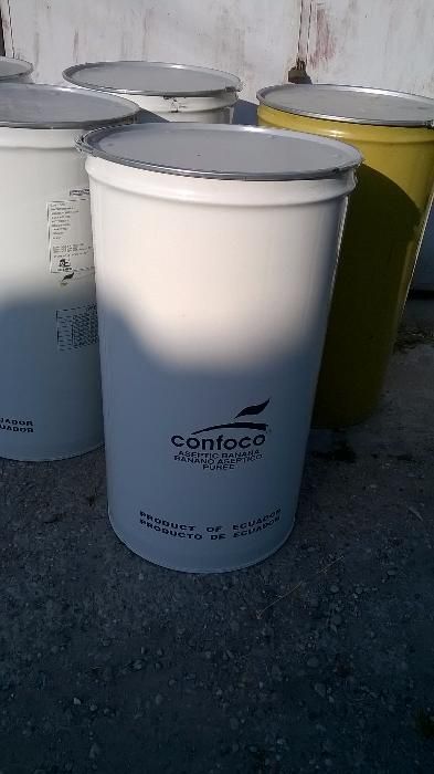 Продавам варели с капак