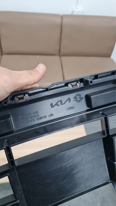 Киа Селтос решетка радиатора