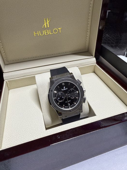 Hublot classic fusion 42 mm, AUTOMATIC- full box
