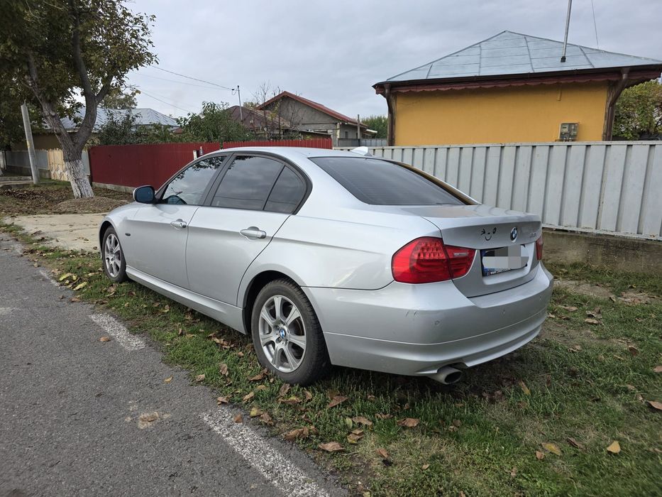 BMW Seria 3 2009 — imagine 5