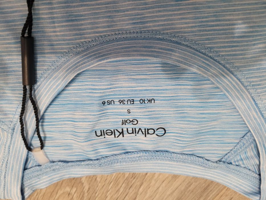Дамска тениска Calvin Klein S / син