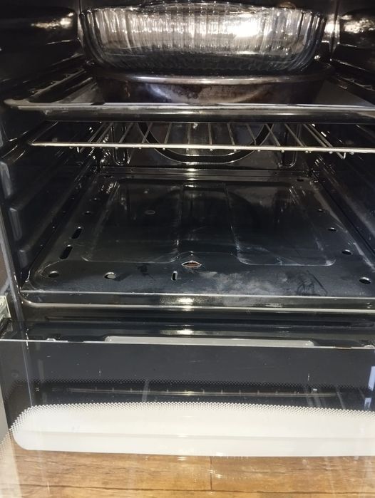 Продам газ плиту GEFEST!