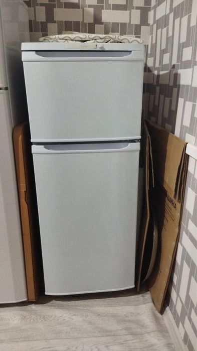 Продам холодильник