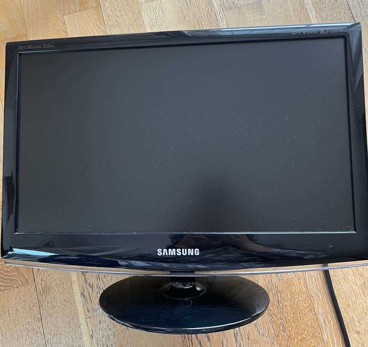 Монитори SAMSUNG