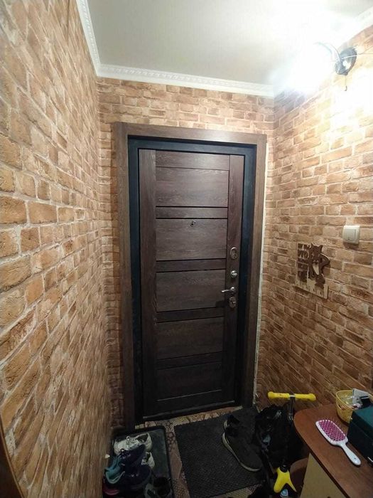 Продам 2 комн. кв. район Центр