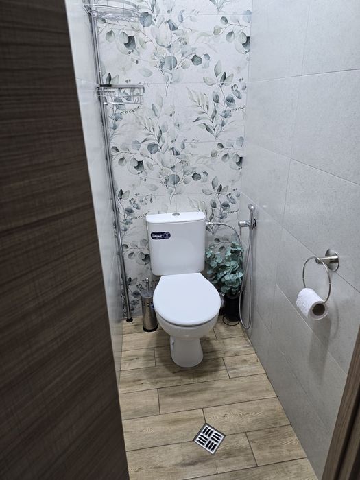 Продава се Тристаен апартамент в Плевен, Сторгозия - 76 кв.м за 1968 €/кв.м - Снимка #7