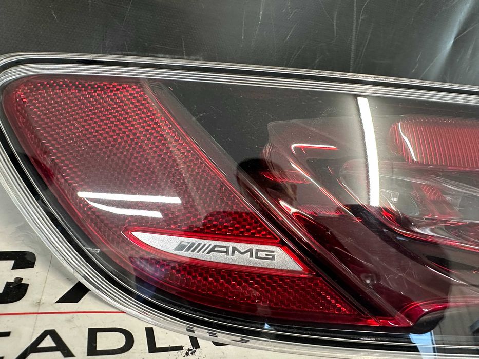 Задна светлина ляв стоп стопове Mercedes AMG GT 190 R190 C190 Мерцедес АМГ ГТ
