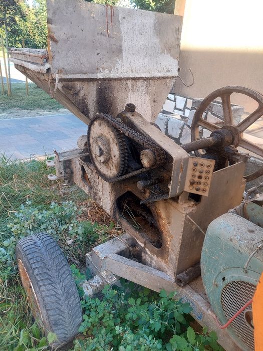 Pompa de beton Scwing P88