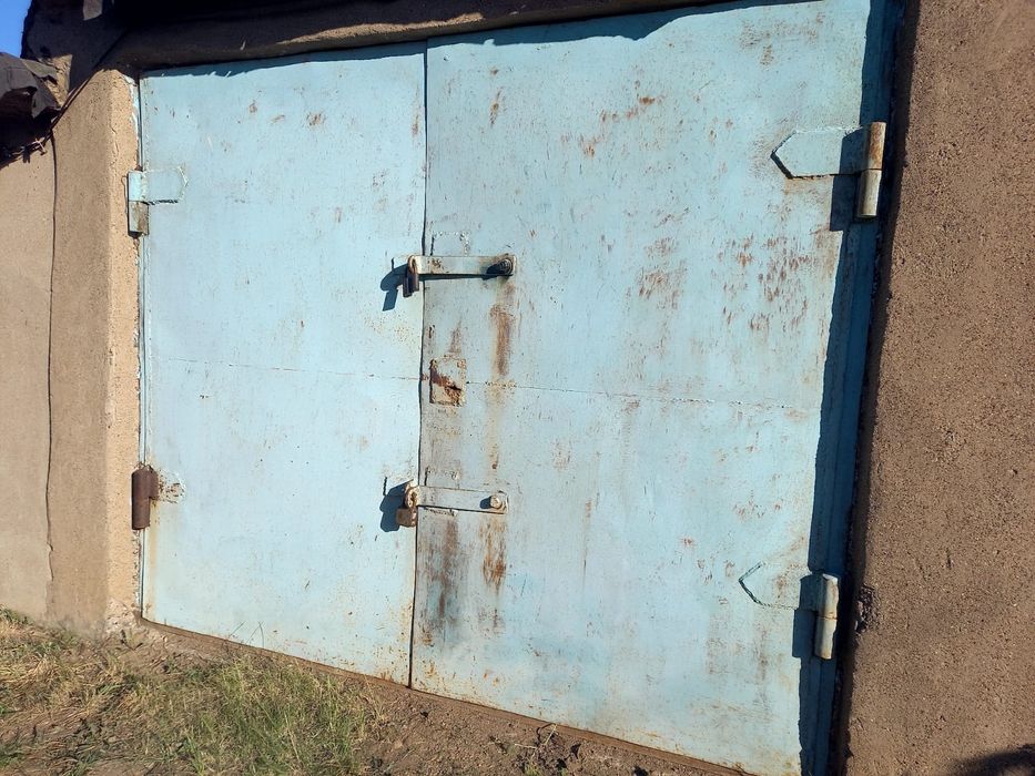 Продам гараж в общ Бахор