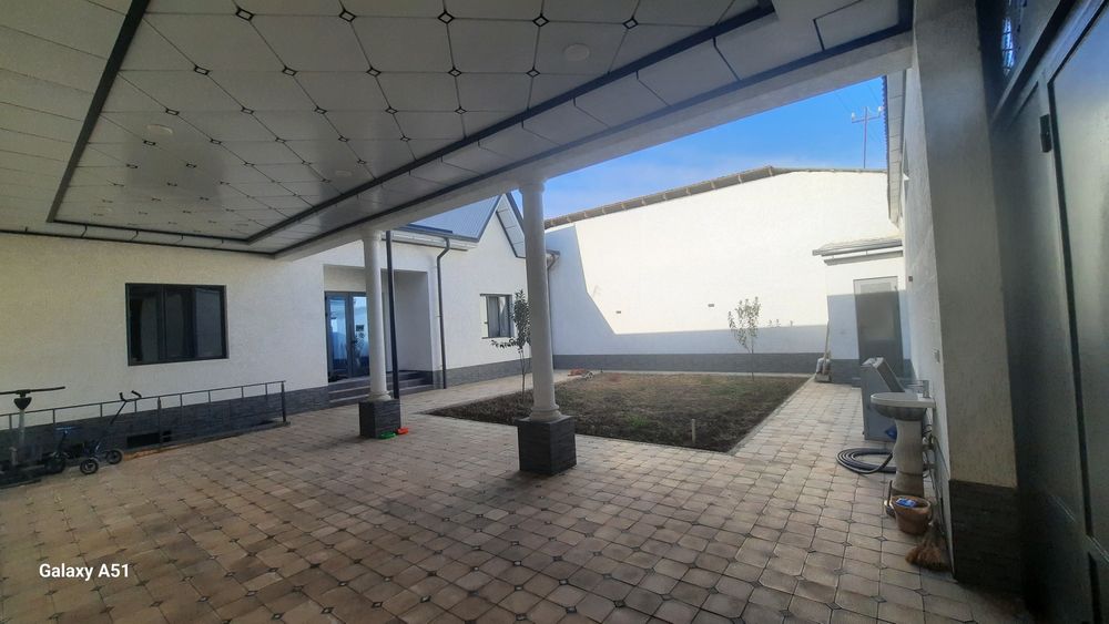 Срочно! 3,5 сот. Новый евродом 4+кухня+подвал+холл!Янги хов