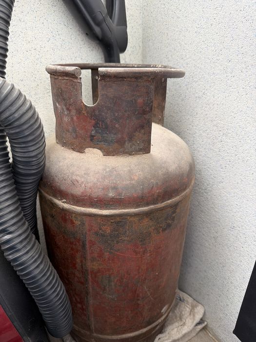 Газовый баллон продам