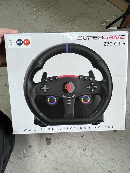 Thrustmaster за ps5 i xbox Чисто нови в перфектно състояние