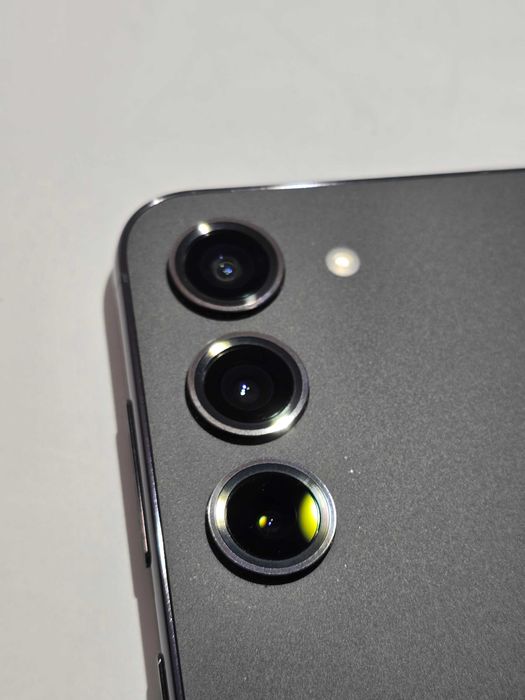 Samsung Galaxy S23 Plus ( S23+ ) 256GB Impecabil + accesorii