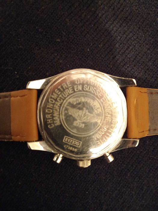 Часовник Breitling.