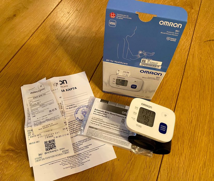 Апарат за кръвно налягане за китка, Omron RS1 – НОВ / в гаранция