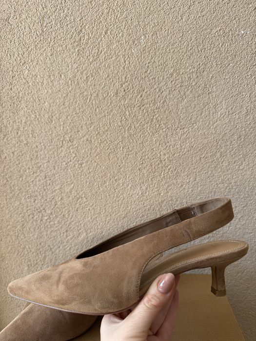 Велурени обувки H&M