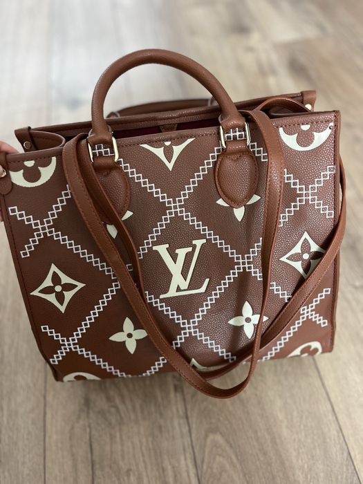 Страхотна дамска чанта