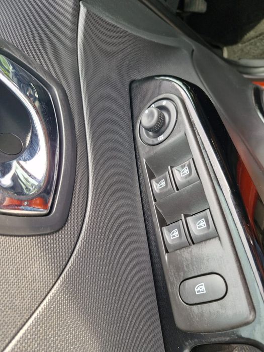 Renault captur//2014//euro5