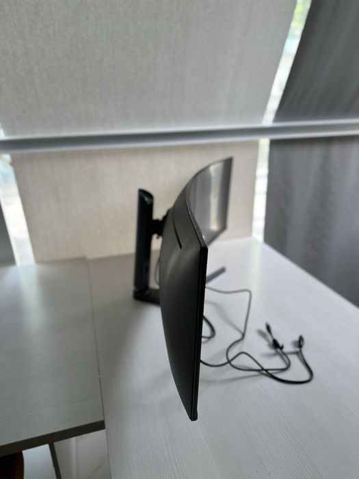 Монитор Samsung 49” Odyssey G9