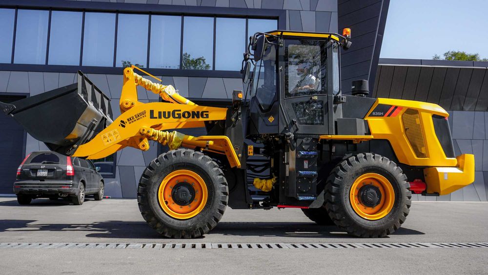 Фронтальный погрузчик LiuGong 835H MAX