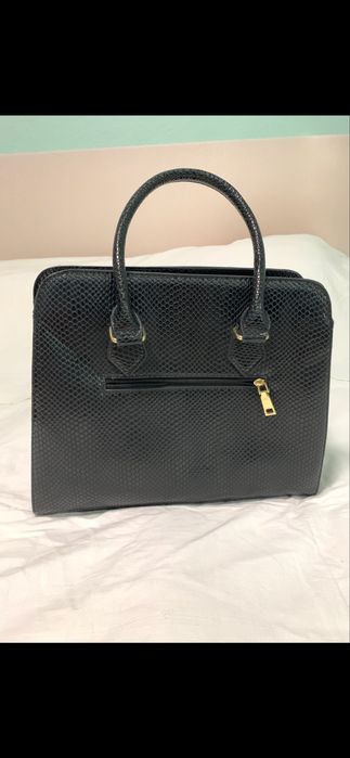 Стилна дамска чанта ( тип куфарче)