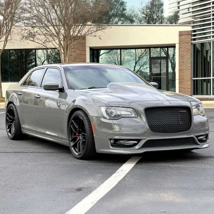 Комплект предна SRT броня с DRL и халогени за Chrysler 300C 2012- 2023