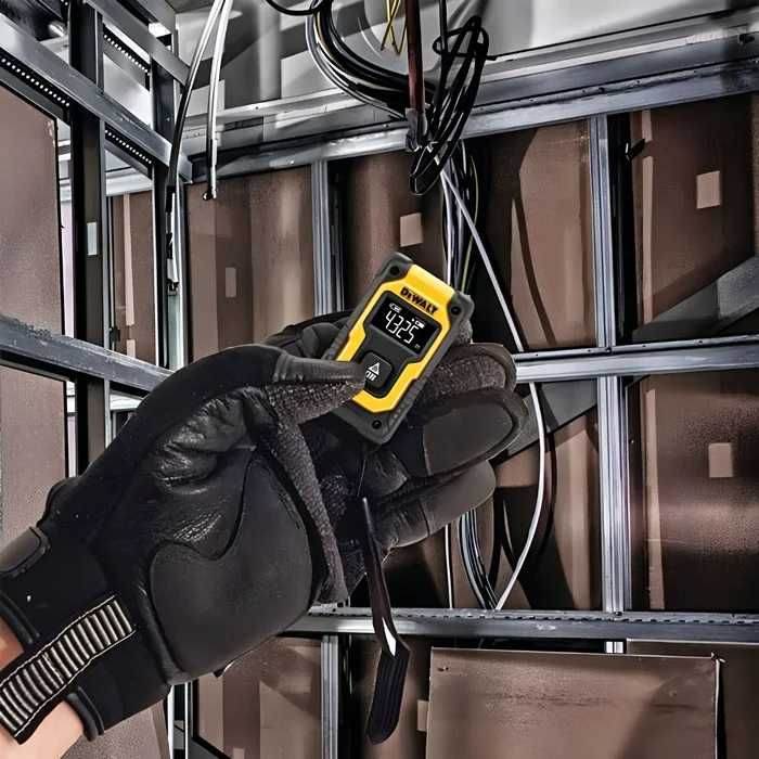 Telemetru digital cu laser, raza de lucru 15 m, DeWalt DW055PL-XJ