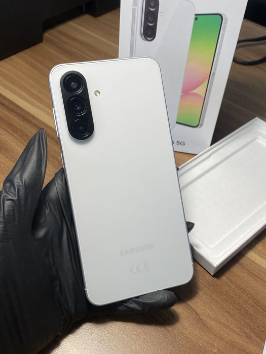 Samsung Galaxy A56• 128 GB • Awesome Ligutgray