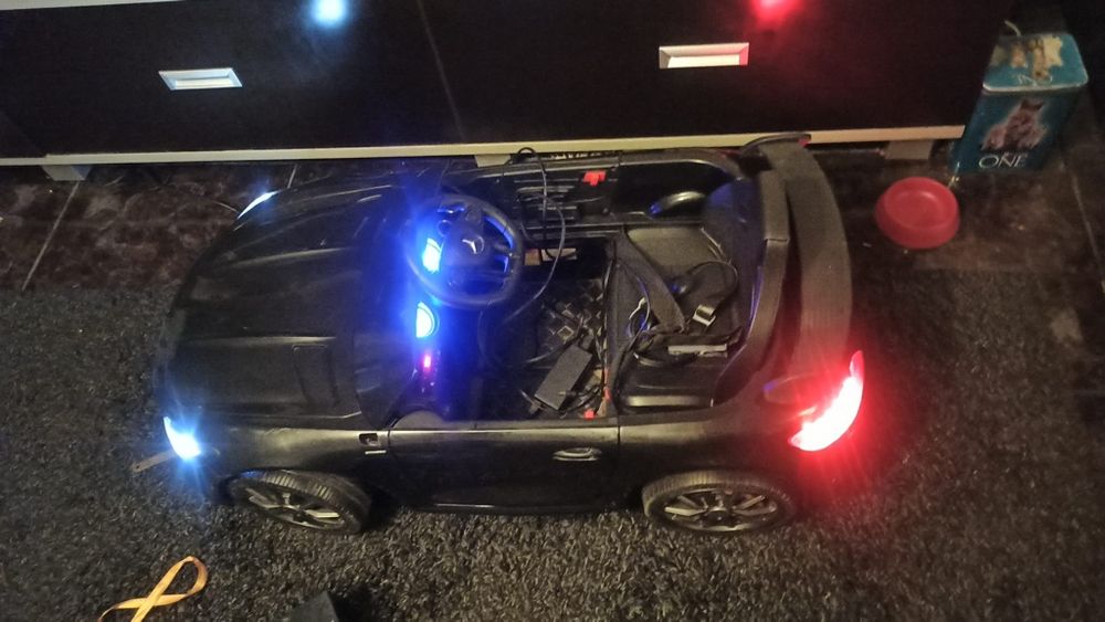 Masina electrica Mercedes