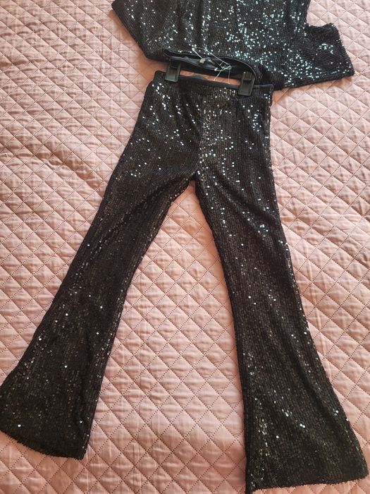 Детски сет за момиче, топ и панталон, в черно с пайети