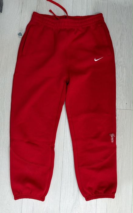 Двойка красная Nike